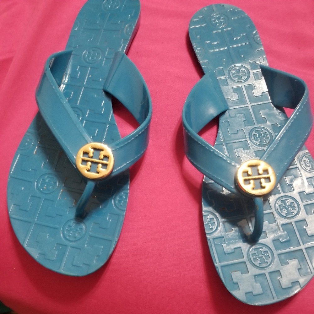 Tory Burch sandals!!😍